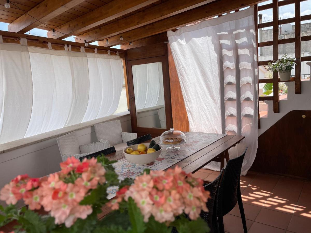 Dimora Bellini Apartment And Rooms Castellana Grotte Exterior foto